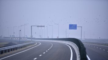 Ministrul Drulă: A fost desemnată firma care va realiza Lotul 4 al Autostrăzii Sibiu-Pitești. Când ar putea începe lucrările