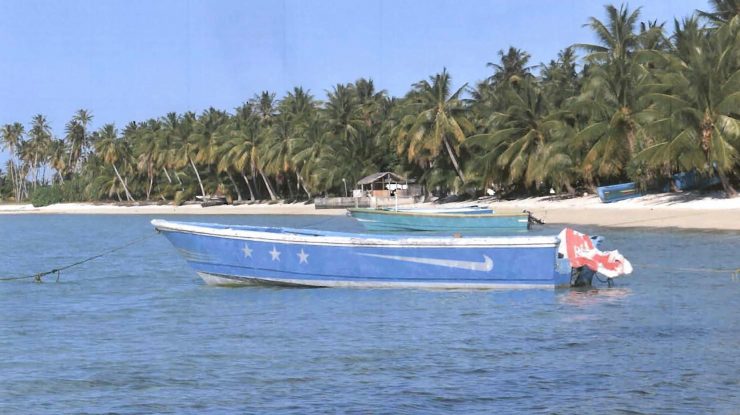 O barcă fantomă încărcată cu 649 de kilograme de cocaină a fost găsită în Pacific