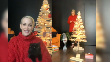 Bradul din lemn, o alternativă nonconformistă de Crăciun. Cât costă unul