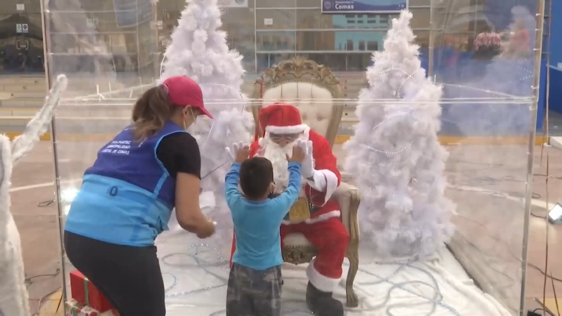 Metodă inedită prin care copiii îi pot lăsa scrisori lui Moş Crăciun în siguranţă