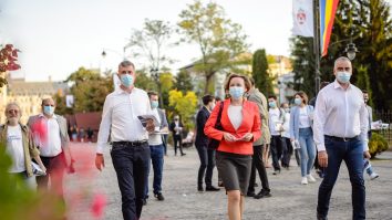 Cozette Chichirău, Dan Barna