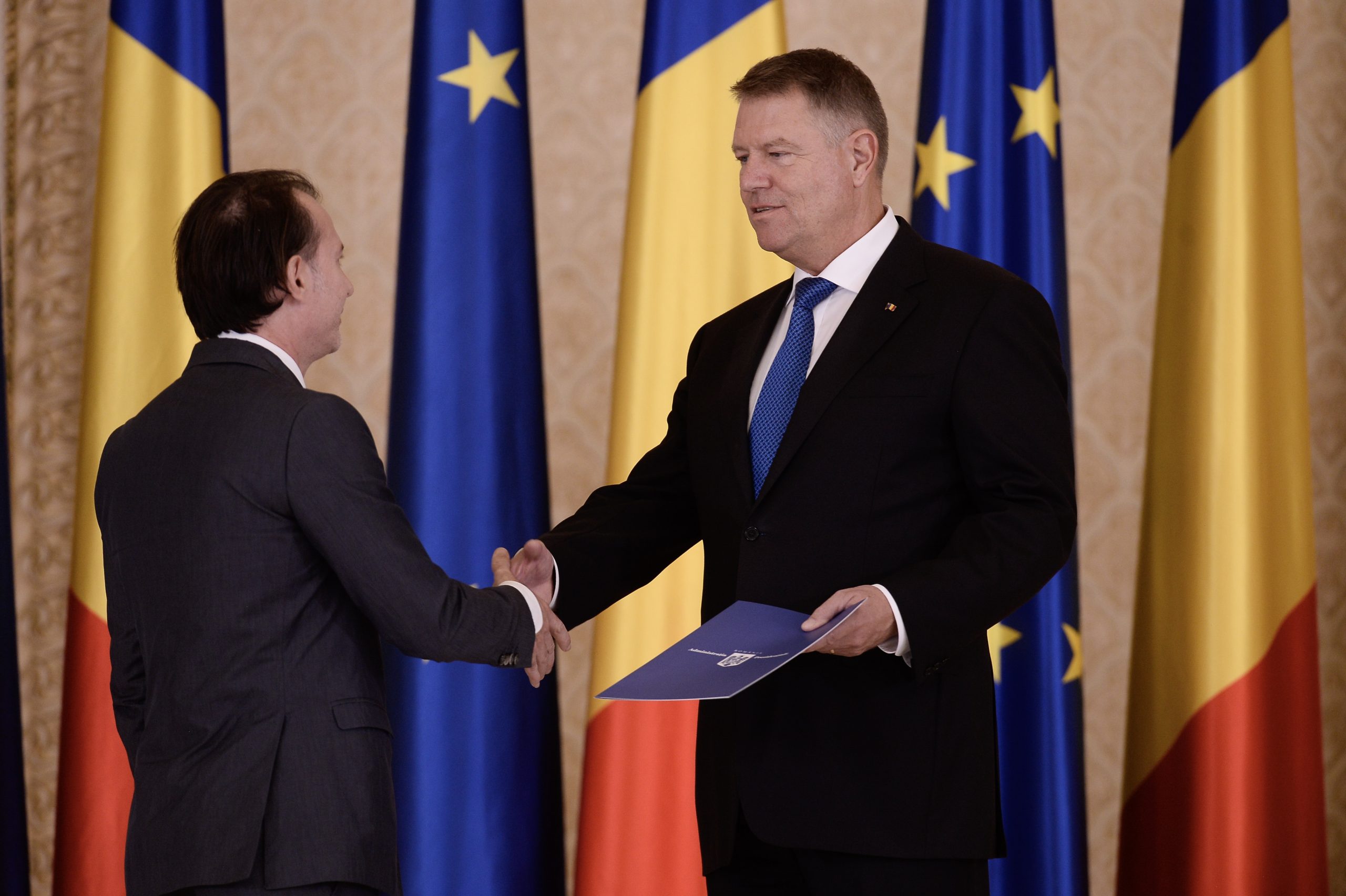 Iohannis a semnat decretul pentru desemnarea lui Florin Cîţu în funcţia de premier. Cîțu: „Vin cu o echipă de profesionişti”. VIDEO