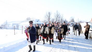 Colindele de Crăciun, între tradiția folclorică și bucuria sărbătorilor