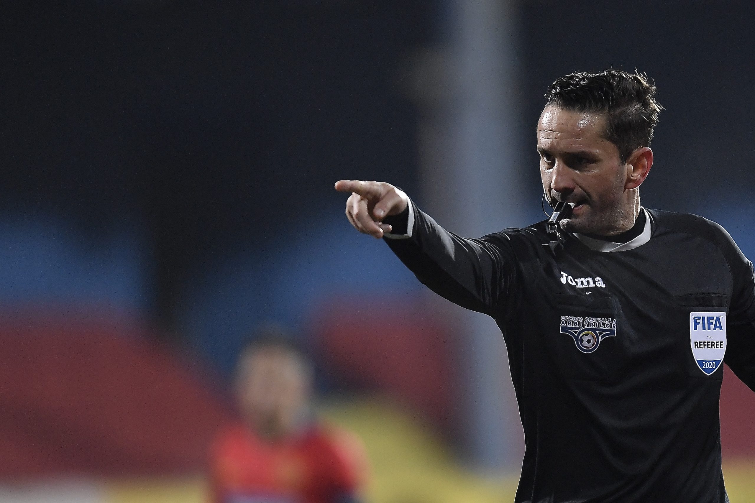 Emil Grădinescu: „Ups! Am spus negri. Cred că trebuia să spun de culoare”. CNCD: „Cu rasismul nu e de glumit”