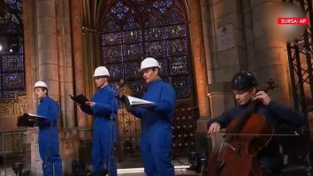 Concert inedit de Crăciun în Catedrala Notre Dame. Momentul emoționant din capitala Franței
