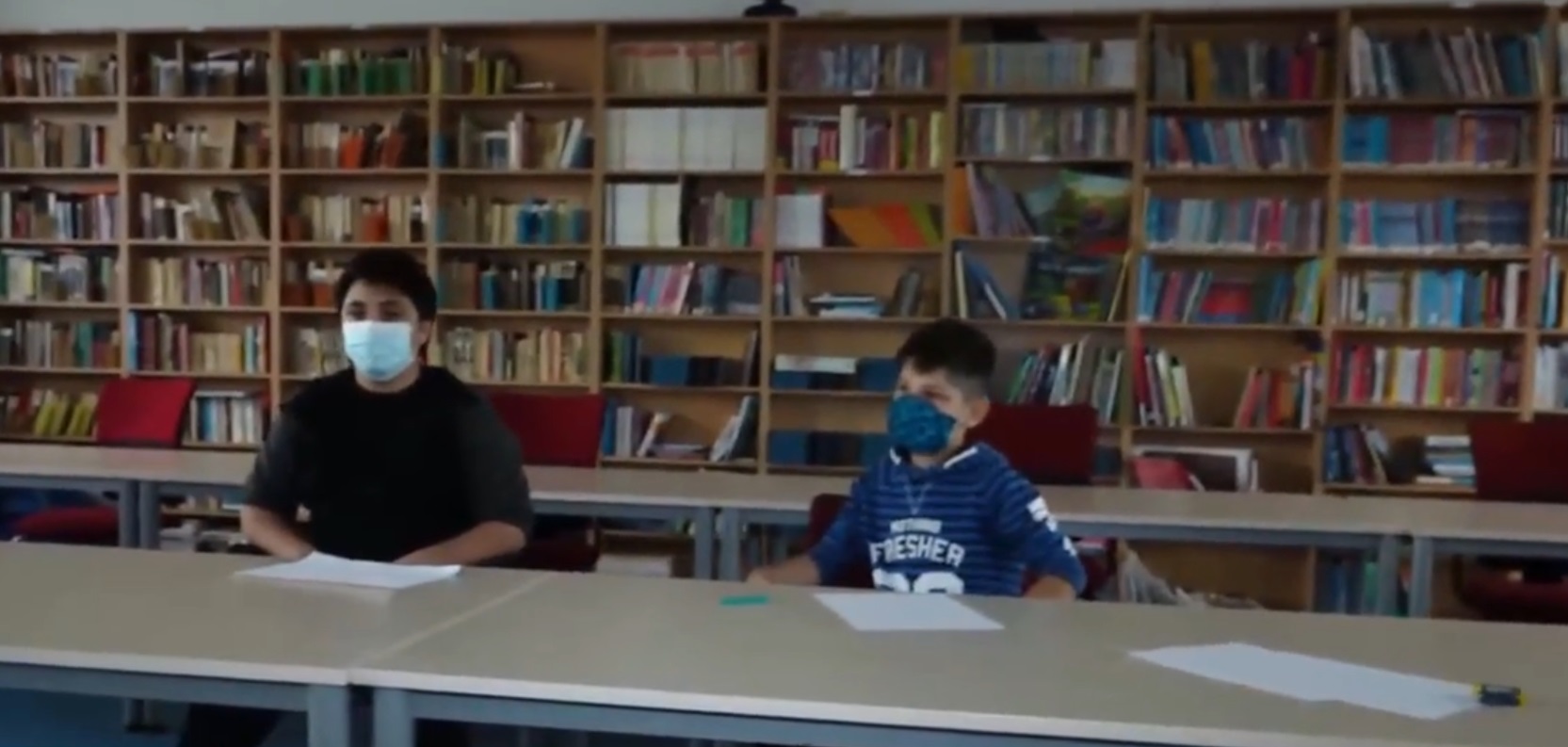 Copiii abia așteaptă să scape de coronavirus. De Crăciun,  își doresc să fie lăsați cu colindul