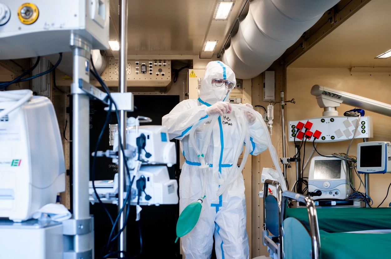 România a avut în 2020 a doua cea mai mare scădere a populaţiei. Câți oameni au murit anul trecut în UE din cauza COVID