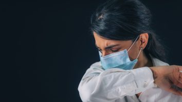 „Covid pe perioadă nedeterminată” în UK. 21% din subiecți au simptome și și la 5 săptămâni după ce au fost declarați pozitivi