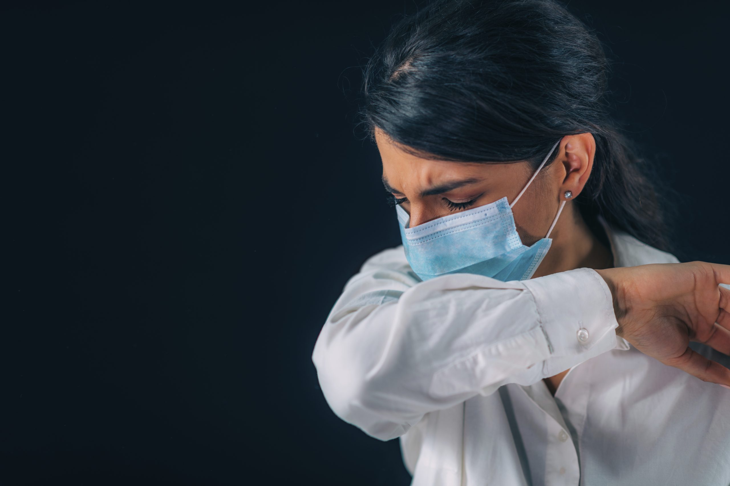 „Covid pe perioadă nedeterminată” în UK. 21% din subiecți au simptome și și la 5 săptămâni după ce au fost declarați pozitivi