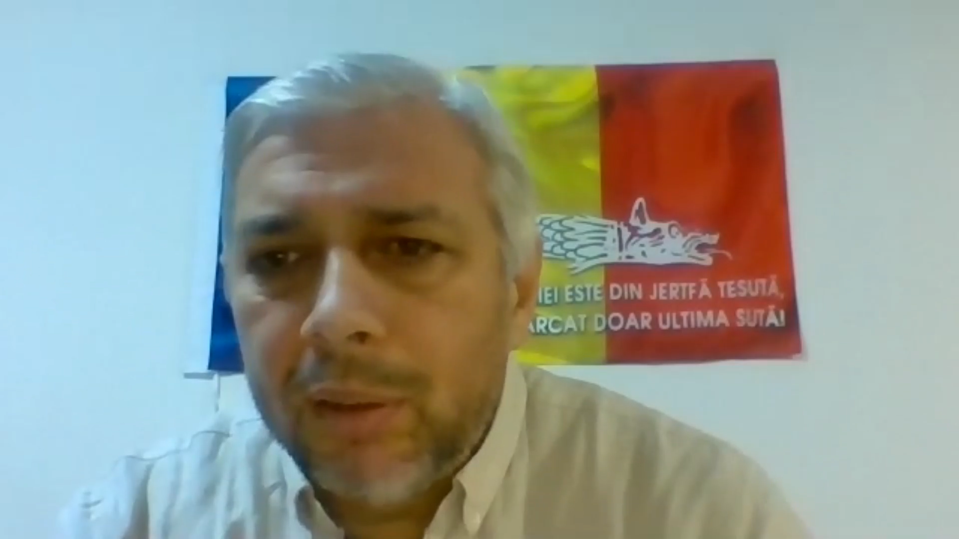 Jurnalistul român Dan Tomozei votează din China. În ciuda pandemiei, nu există restricţii