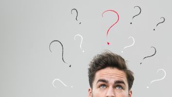 2020 sau anul în care am întrebat cu toții „de ce?”