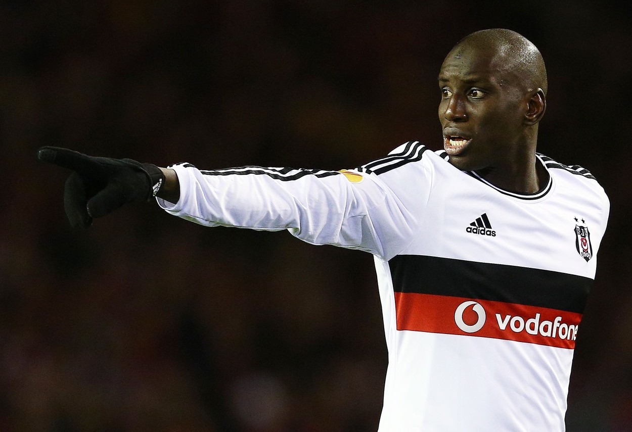 Demba Ba, considerat rasist după o postare pe Twitter: „Bine ați venit în Occident, unde albul se crede atât de superior încât rasismul și nebunia devin banale”