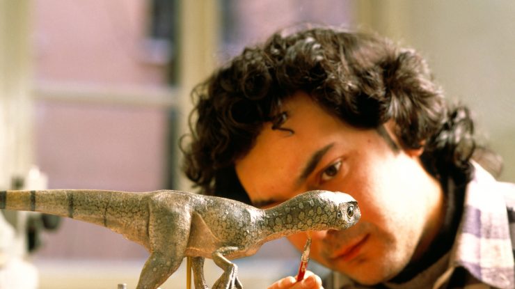 A fost descoperită o nouă specie de dinozaur care avea brațe mici ca T-rex