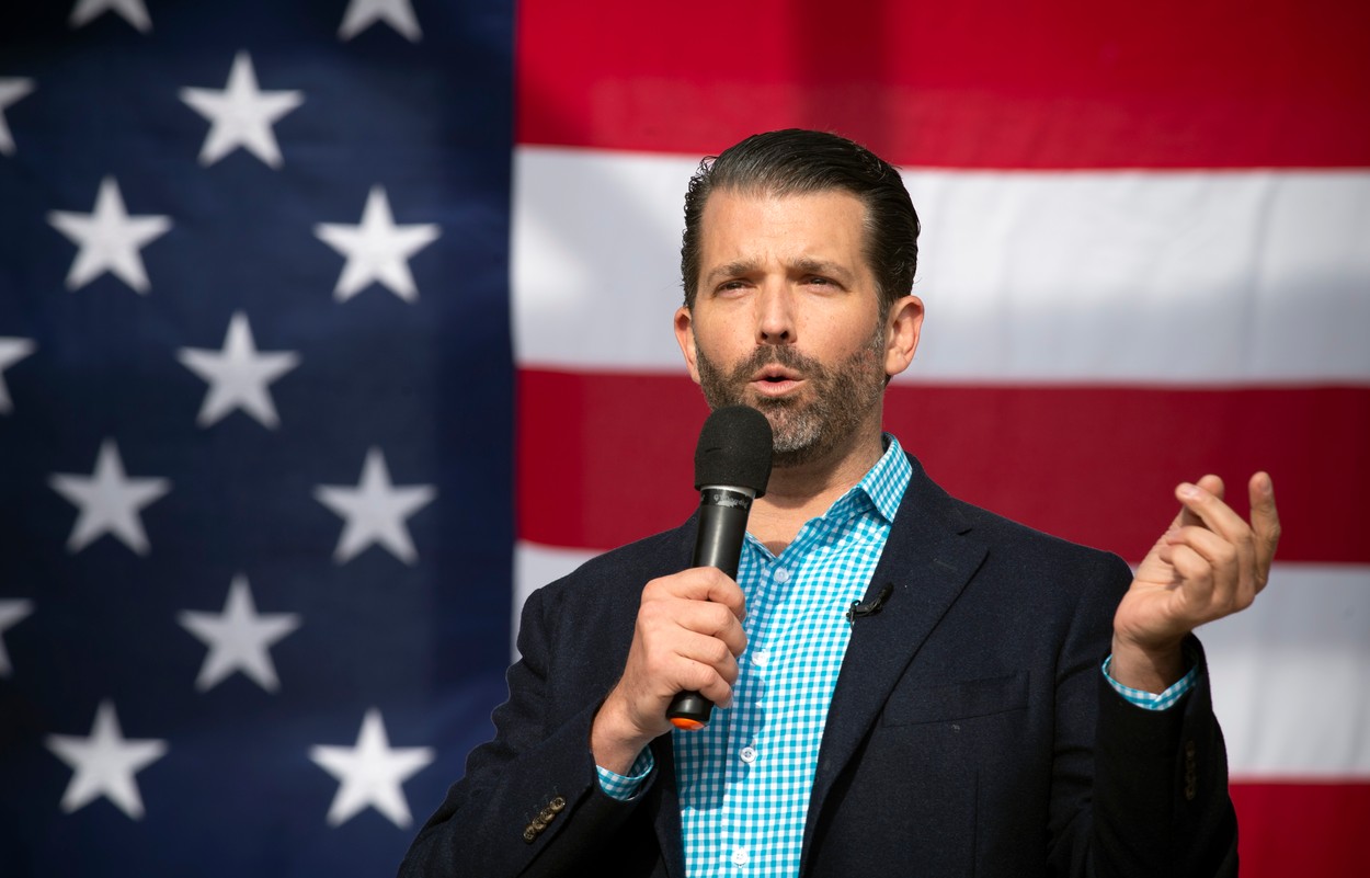 Donald Trump nu se dă bătut. Fiul său a intrat deja în campanie pentru următoarele alegeri