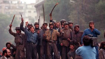 Dosarul Mineriadei din iunie 1990 se întoarce la procurorii militari. Ancheta trebuie refăcută