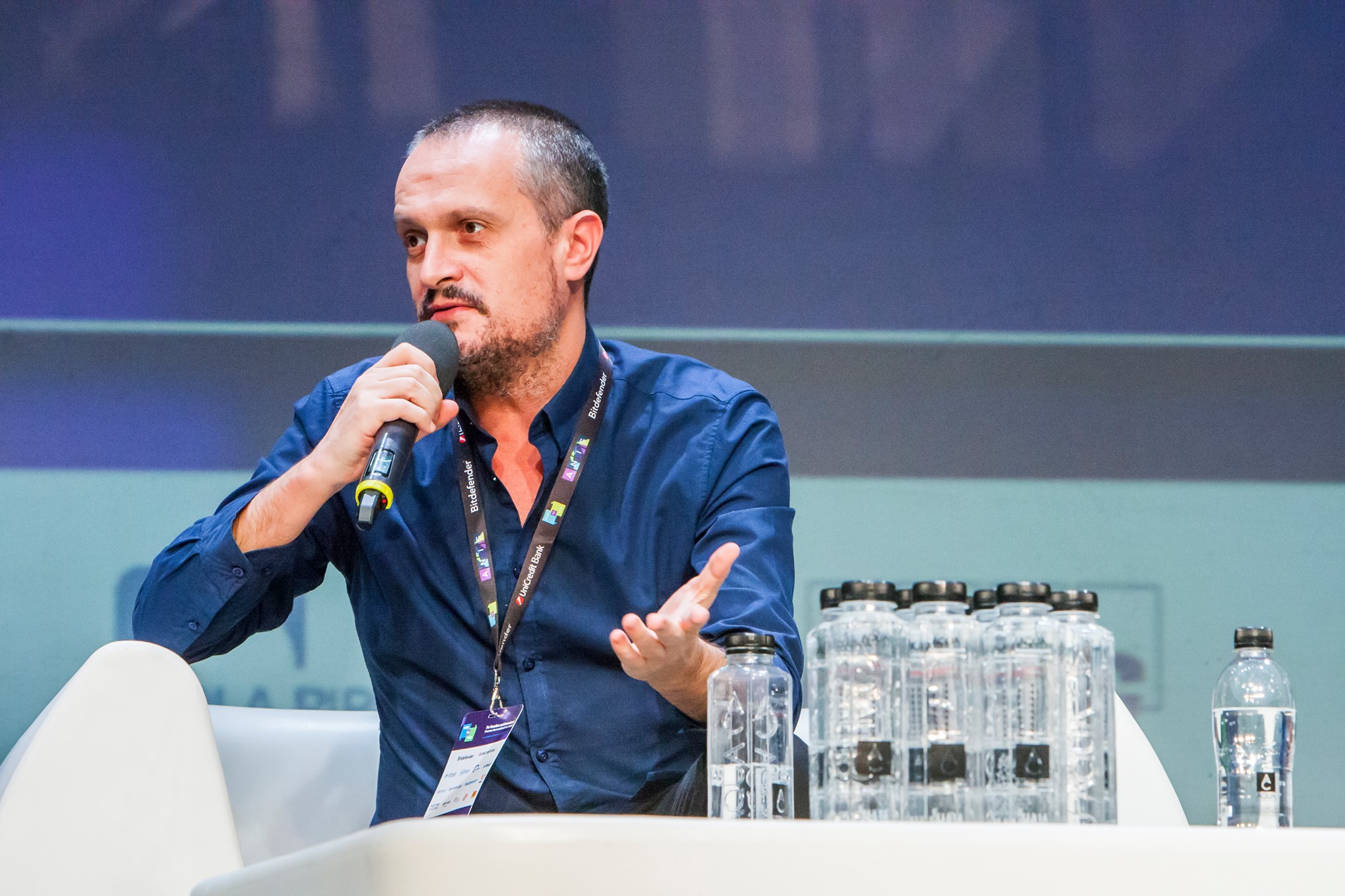 Dragoș Stanca, despre campania electorală online a celor de la AUR: „Au cheltuit 12.000 de euro pe Facebook, o sumă infimă pentru rezultatele obținute”