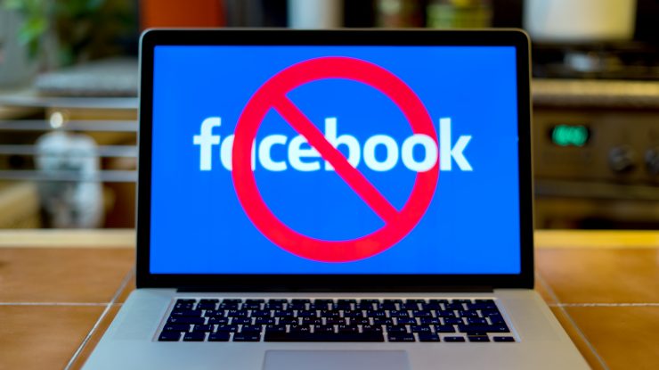 Facebook i-a șters pagina unui bucătar celebru pentru că a răspândit teorii ale conspirației despre Covid-19