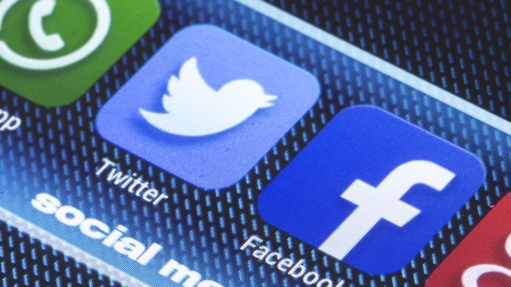 Facebook, Twitter și TikTok riscă amenzi usturătoare. Ce probleme legate de conținut trebuie să rezolve