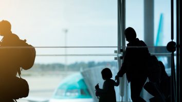 O familie de români a fost repatriată din Yemen. Zona se află sub avertizare de călătorie
