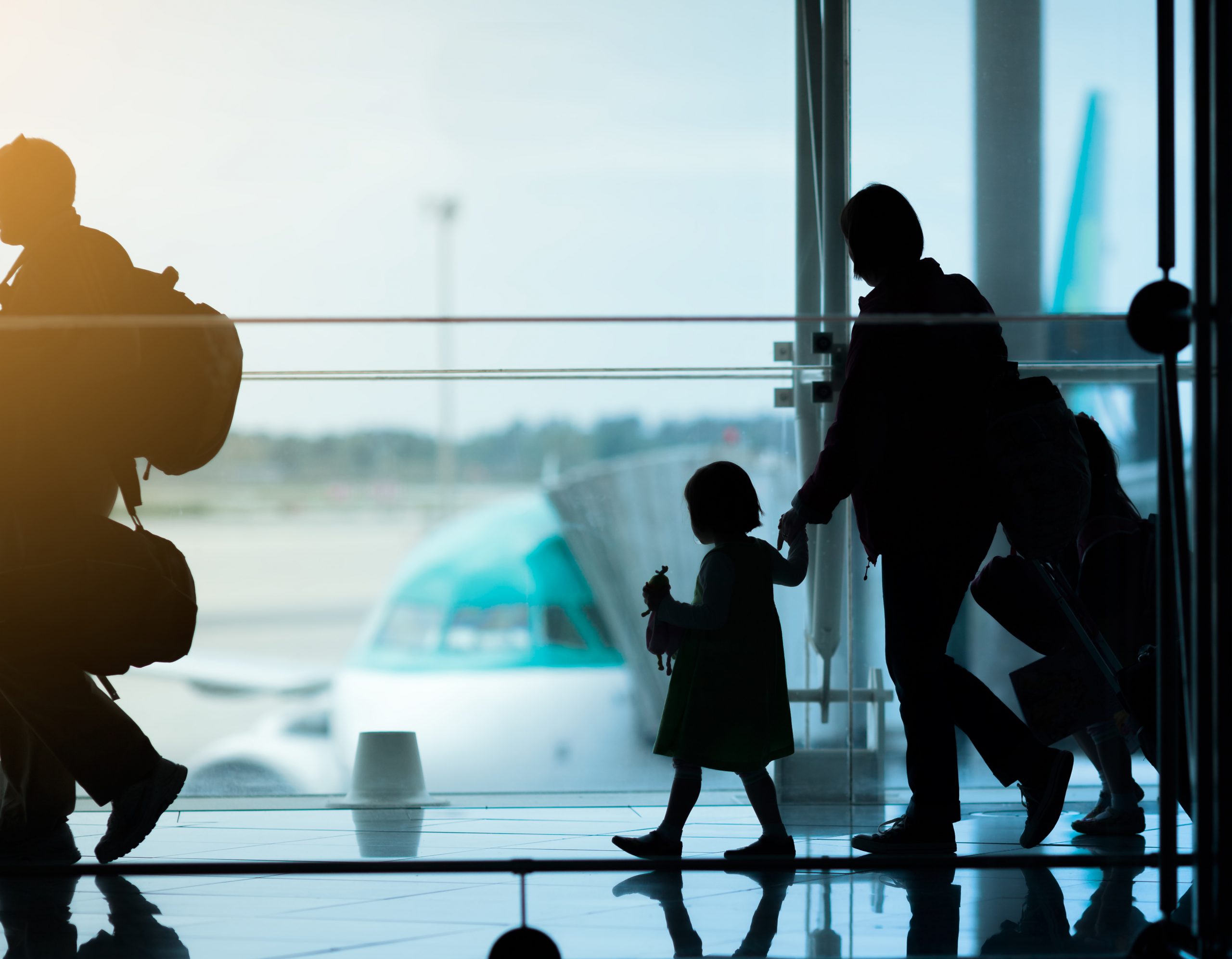 O familie de români a fost repatriată din Yemen. Zona se află sub avertizare de călătorie