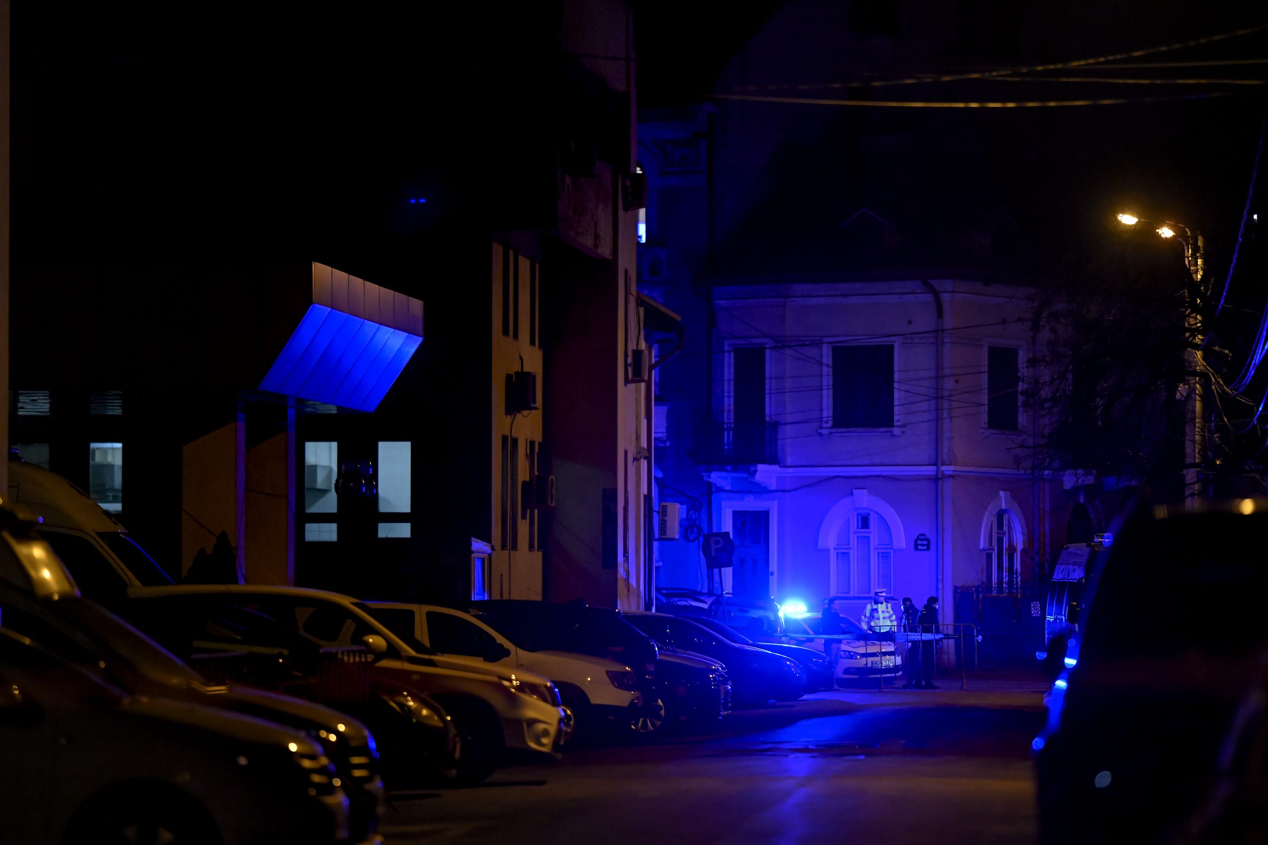 O femeie de 27 de ani a fost dusă la audieri, în cazul bebelușului găsit într-o pungă