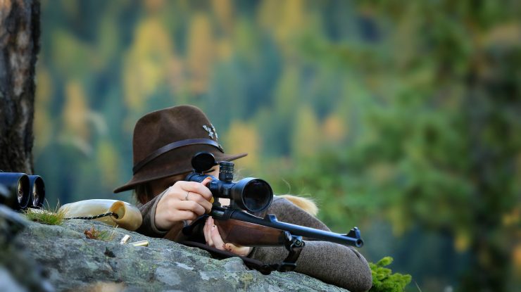 Scandal în Portugalia. Peste 500 de cerbi și mistreți uciși de vânători spanioli. Imaginile șocante au fost publicate pe internet