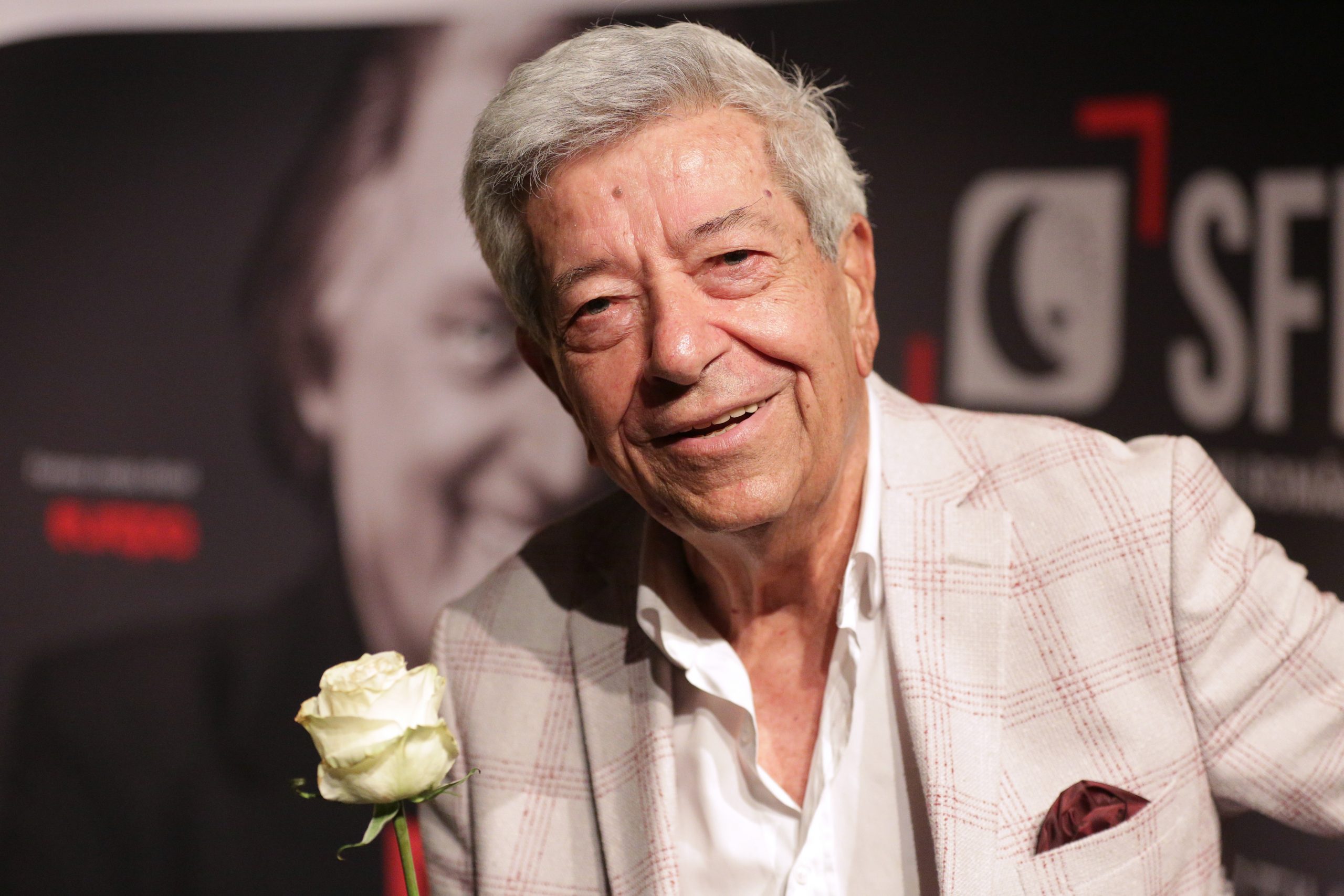 Ion Dichiseanu, internat în spital cu saturație de oxigen foarte mică