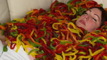 O tânără și-a vindecat dependența prin hipnoză. Consuma 30 kilograme de zahăr pe lună