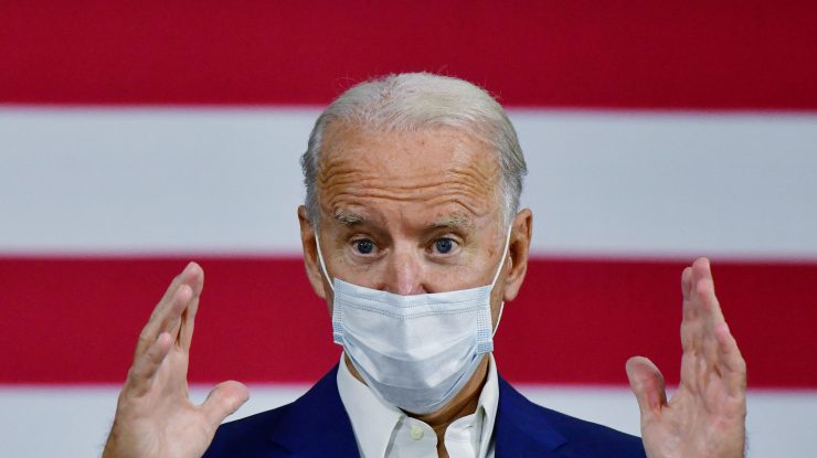 Joe Biden spune că vaccinarea anti-Covid este „o datorie patriotică”, dar nu va fi obligatorie