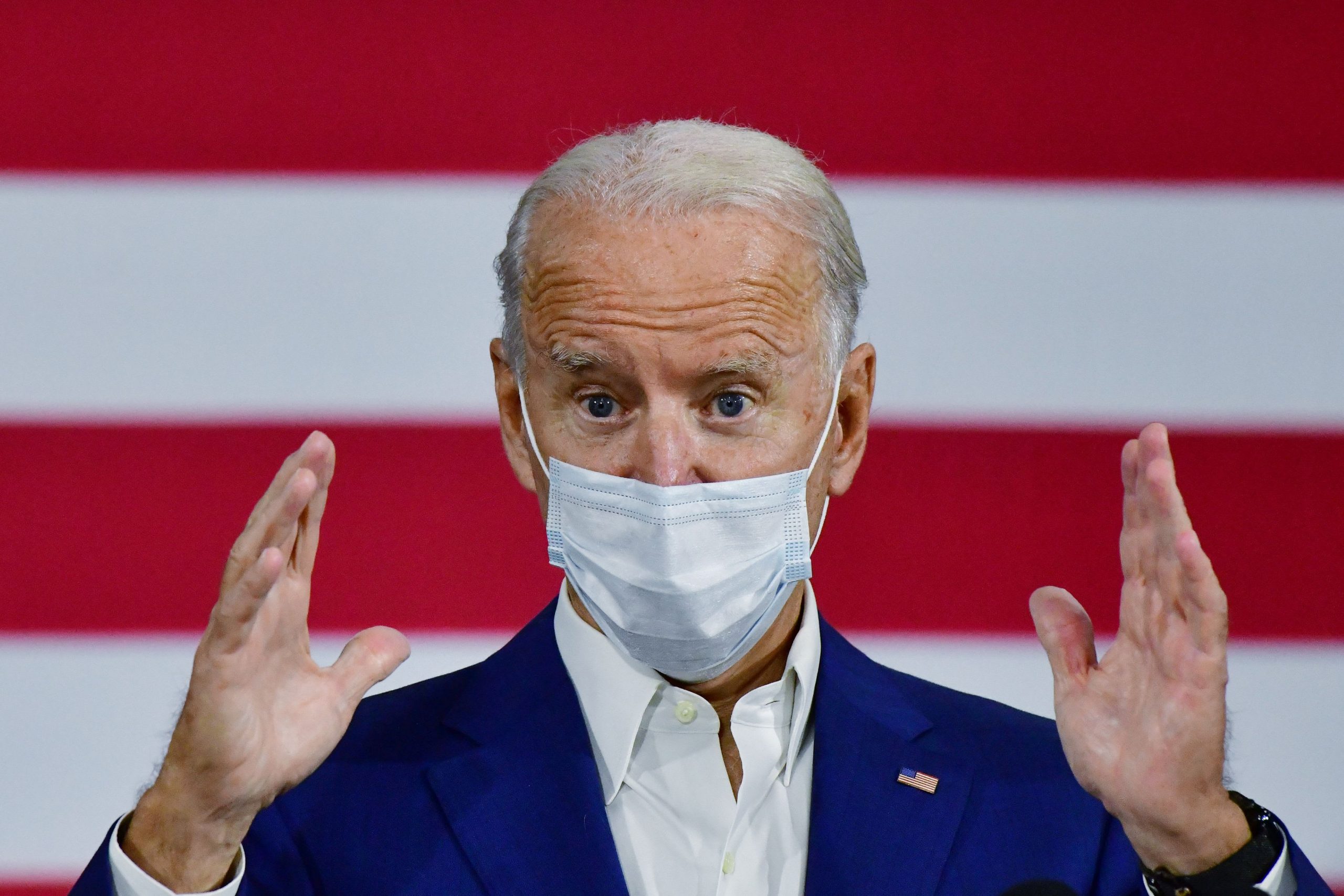 Joe Biden spune că vaccinarea anti-Covid este „o datorie patriotică”, dar nu va fi obligatorie