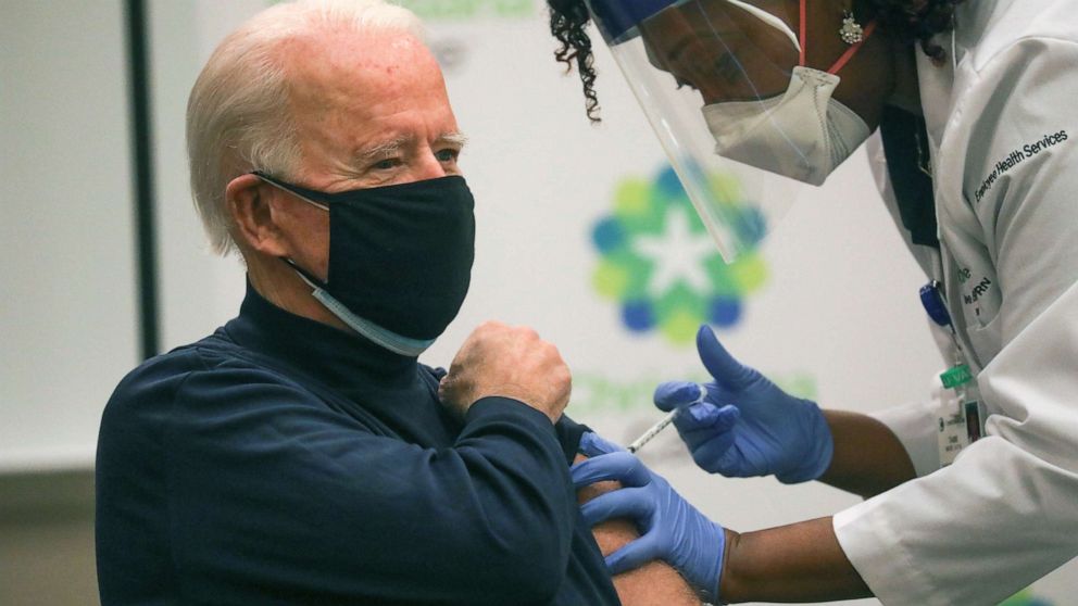 Joe Biden s-a vaccinat anti-COVID-19