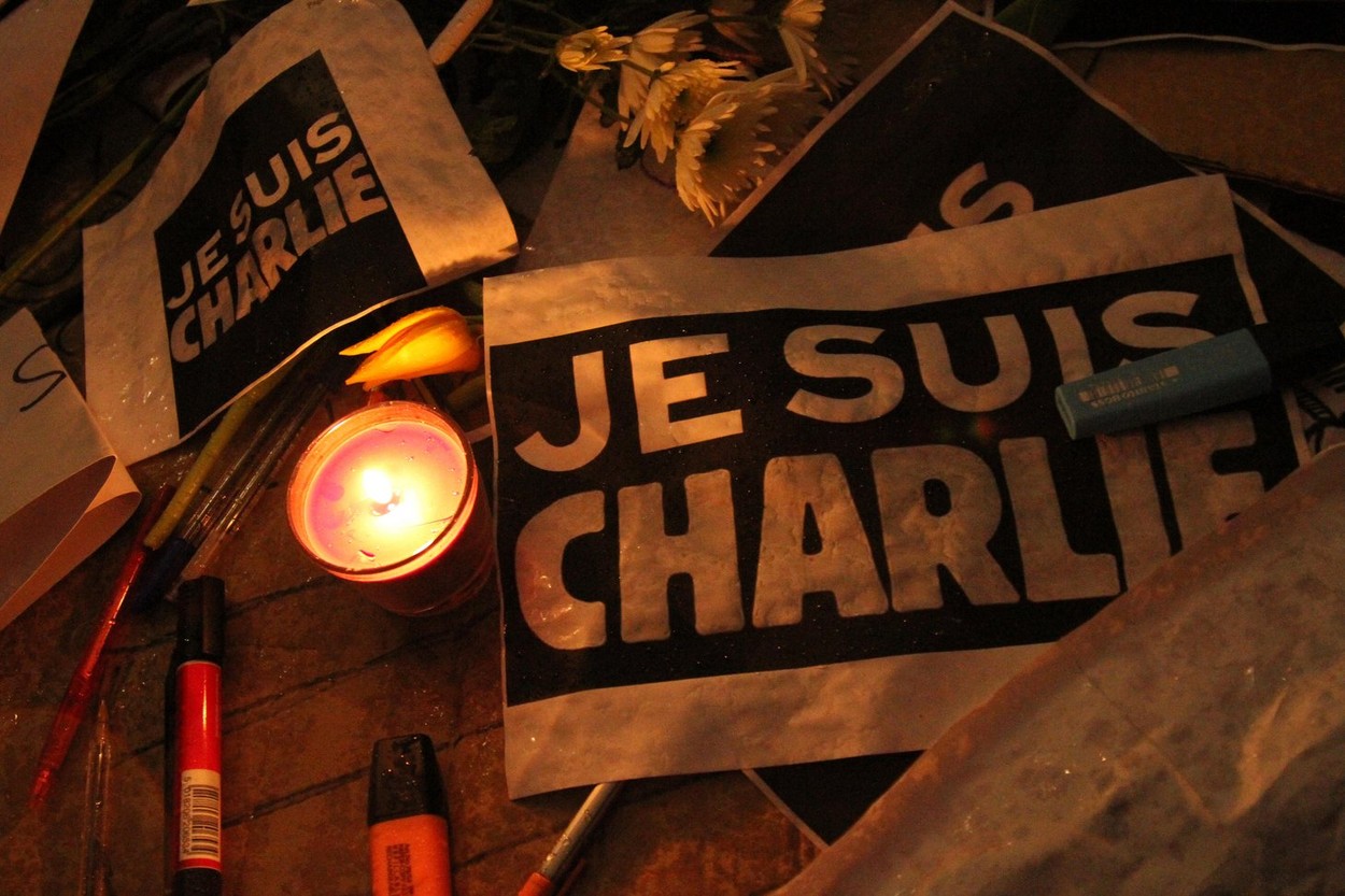 Charlie Hebdo: 14 persoane condamnate în urma atentatelor din 2015