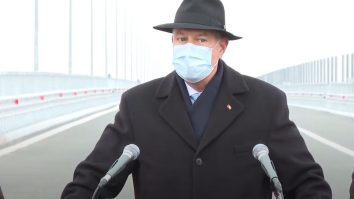 Klaus Iohannis: „Am decis ca de la sfârșitul acestei săptămâni să fie redeschise piețele“