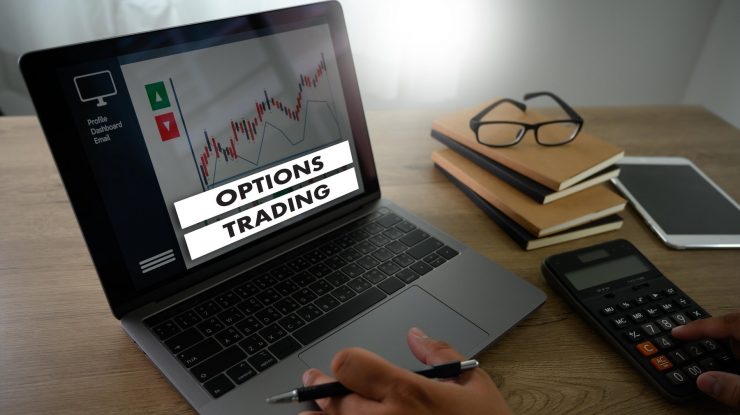 Cum investesc femeile la bursă față de bărbați