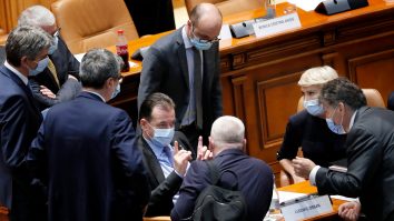 PSD a câștigat alegerile parlamentare cu 29,83% din voturi. Cine află pe locurile 2 și 3 după numărătoarea a 95% din voturi