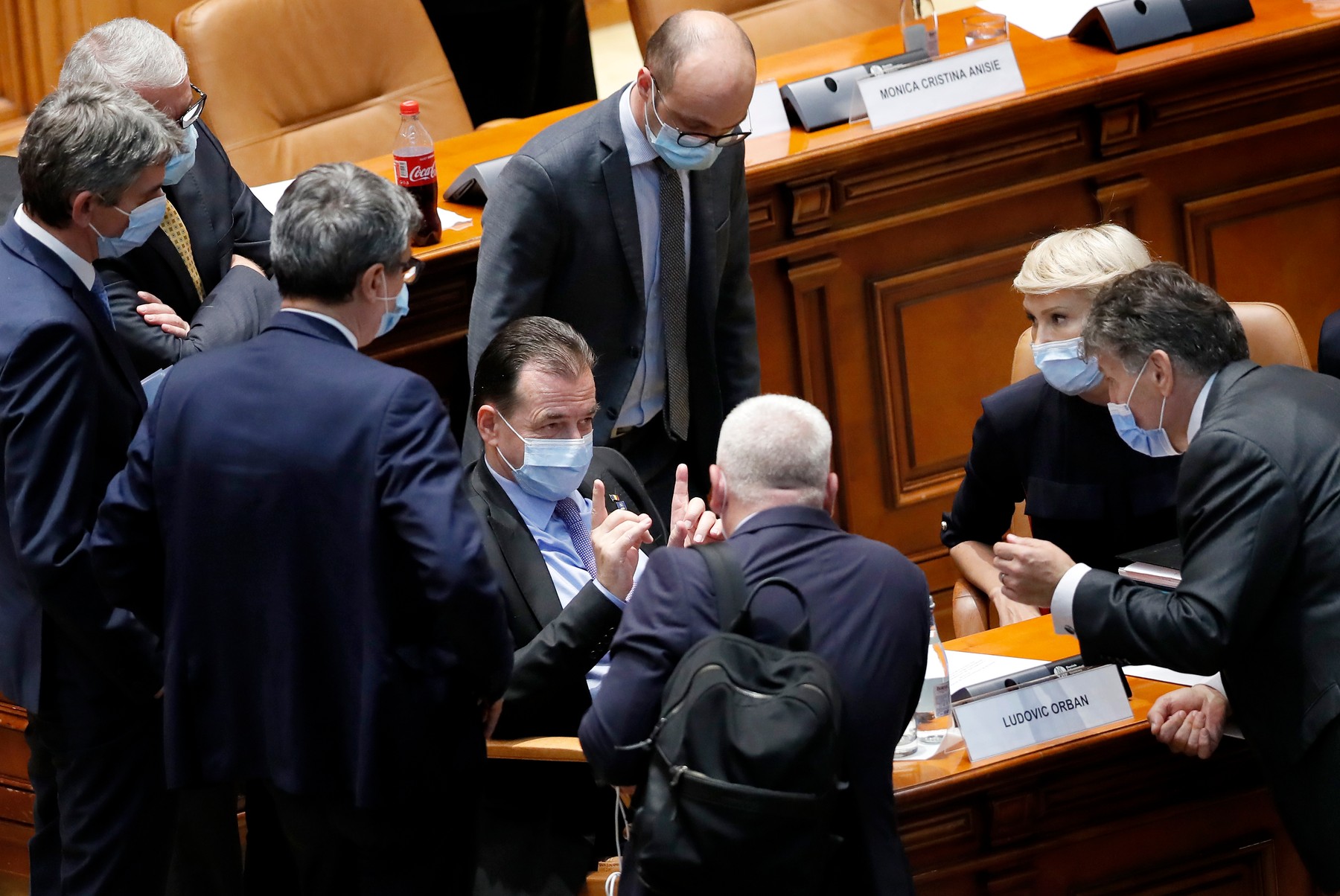 PSD a câștigat alegerile parlamentare cu 29,83% din voturi. Cine află pe locurile 2 și 3 după numărătoarea a 95% din voturi