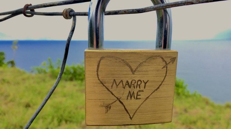 O femeie și-a dat în judecată partenerul pentru că nu a cerut-o în căsătorie. Cei doi sunt împreună de 8 ani și au un copil