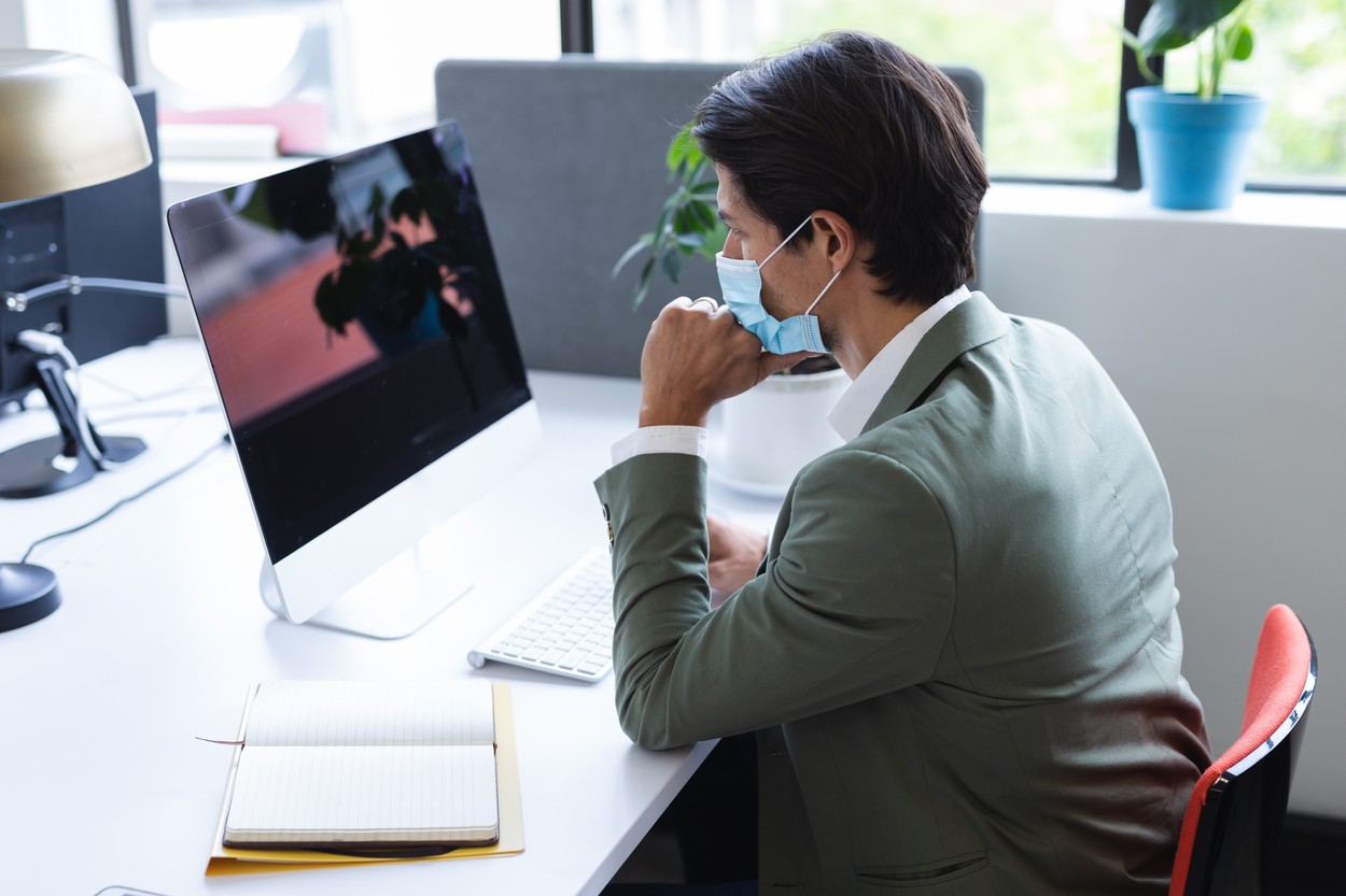 Numărul angajaților l-a întrecut pe cel al pensionarilor pentru prima dată în ultimii 20 de ani