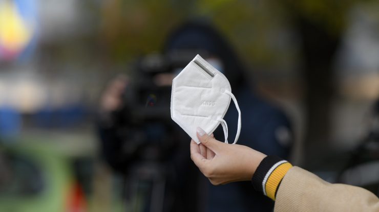 Avertisment: Încă 9 tipuri de măşti de protecţie de pe piaţă sunt neconforme
