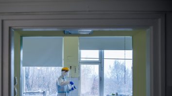 Nicolae Ciucă: „Avem tot ce ne trebuie astfel încât să putem demara campania de vaccinare începând cu 27 decembrie”