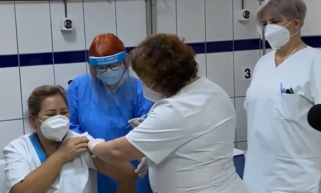 Numărul medicilor din România care trebuie vaccinați a scăzut la jumătate