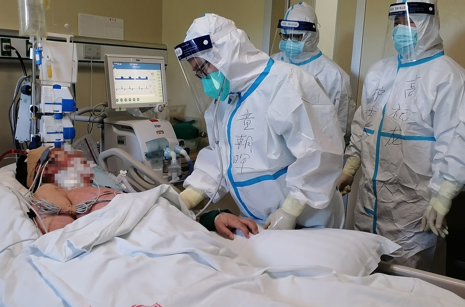 China anunță că 80% din populație a avut COVID-19. Milioane de oameni călătoresc pentru Anul Nou Lunar