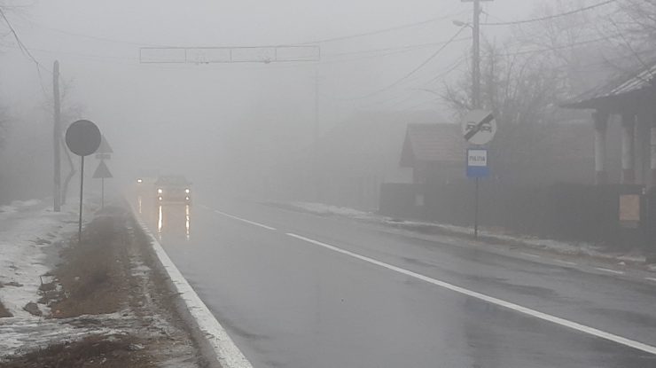 Ceață pe autostradă