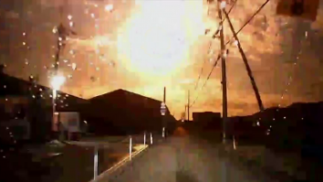 Imagini rare cu un meteorit pe cerul Japoniei. S-a dezintegrat înainte de ajunge la sol. VIDEO