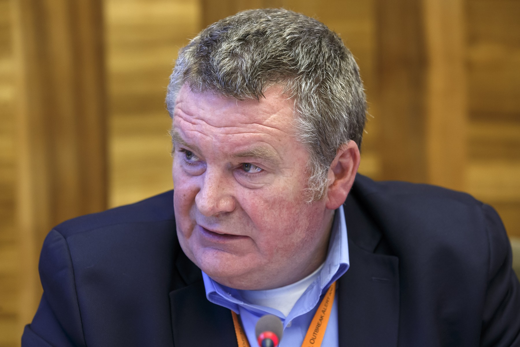 Un oficial OMS susține că investigațiile privind originea SARS-COV-2 sunt „otrăvite de intervențiile politice”