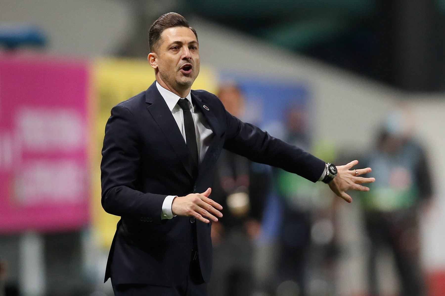 Naționala României de fotbal va avea probleme serioase de lot pentru Jocurile Olimpice. Ce se întâmplă cu stranierii