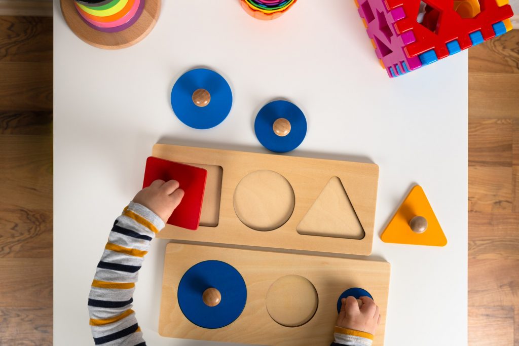Jucării Montessori