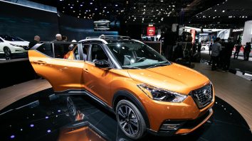 Noul Nissan Kicks vine cu monitorizarea unghiului „mort”. Ce alte îmbunătățiri va avea mașina