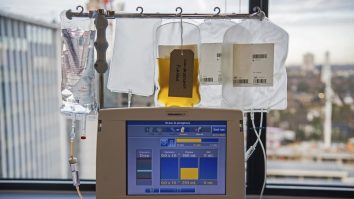 Premieră medicală în România. Nasul unui pacient a fost reconstruit în antebrațul acestuia