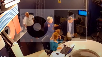 Prețul unei bătăi: 9 luni de închisoare. Mirel Palada a fost condamnat în primă instanță și trebuie să plătească și daune morale